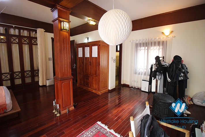 Charming house with swimming pool for rent in Westlake area